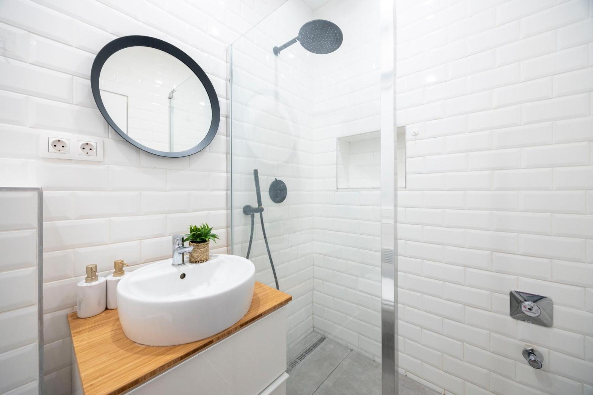 Charming & Cozy Central 1Bedrm Suites Budapest Luaran gambar