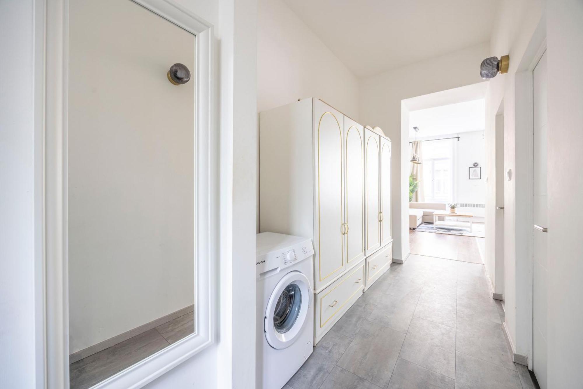 Charming & Cozy Central 1Bedrm Suites Budapest Luaran gambar